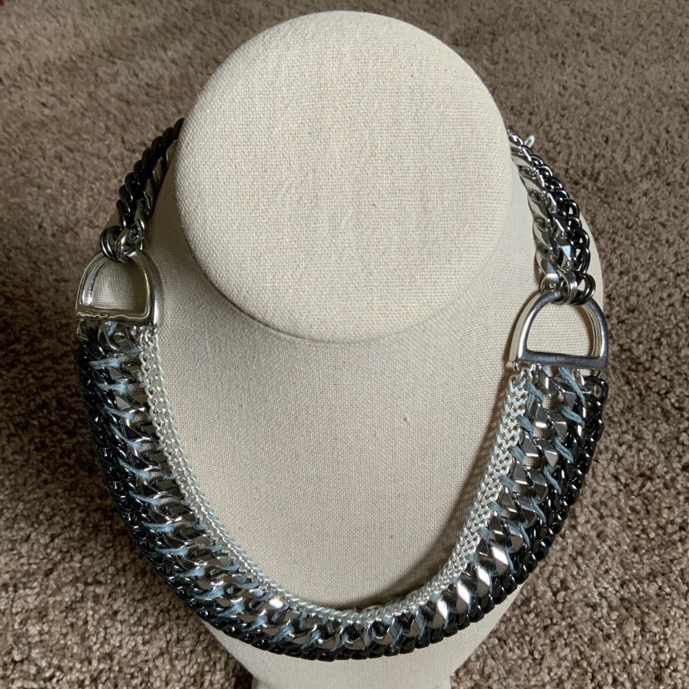 Stella and dot chunky chain necklace